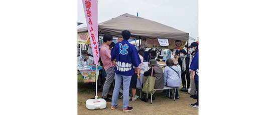 にぎわう歯科相談